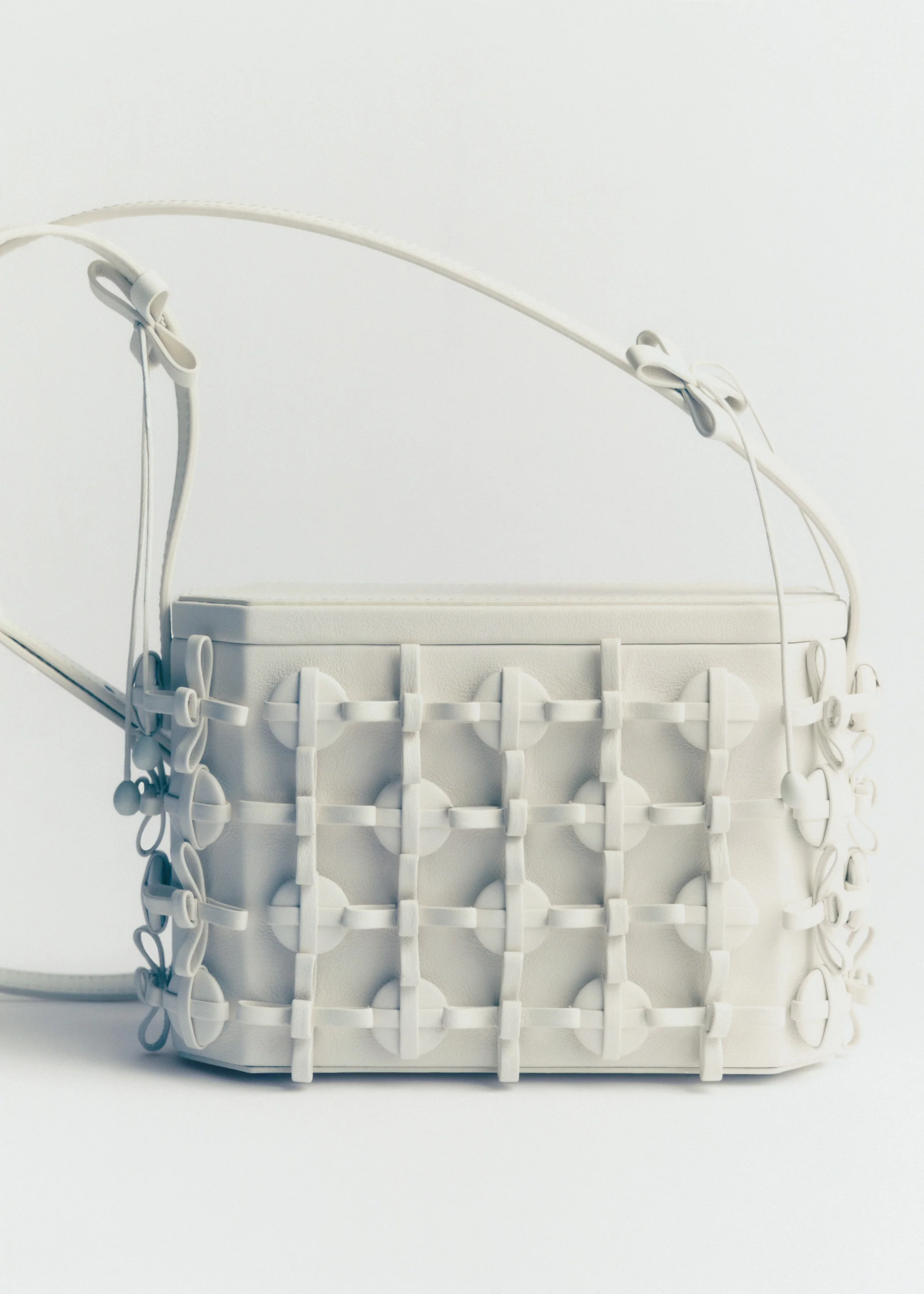 Button Bow Box - Porcelain - Image 3