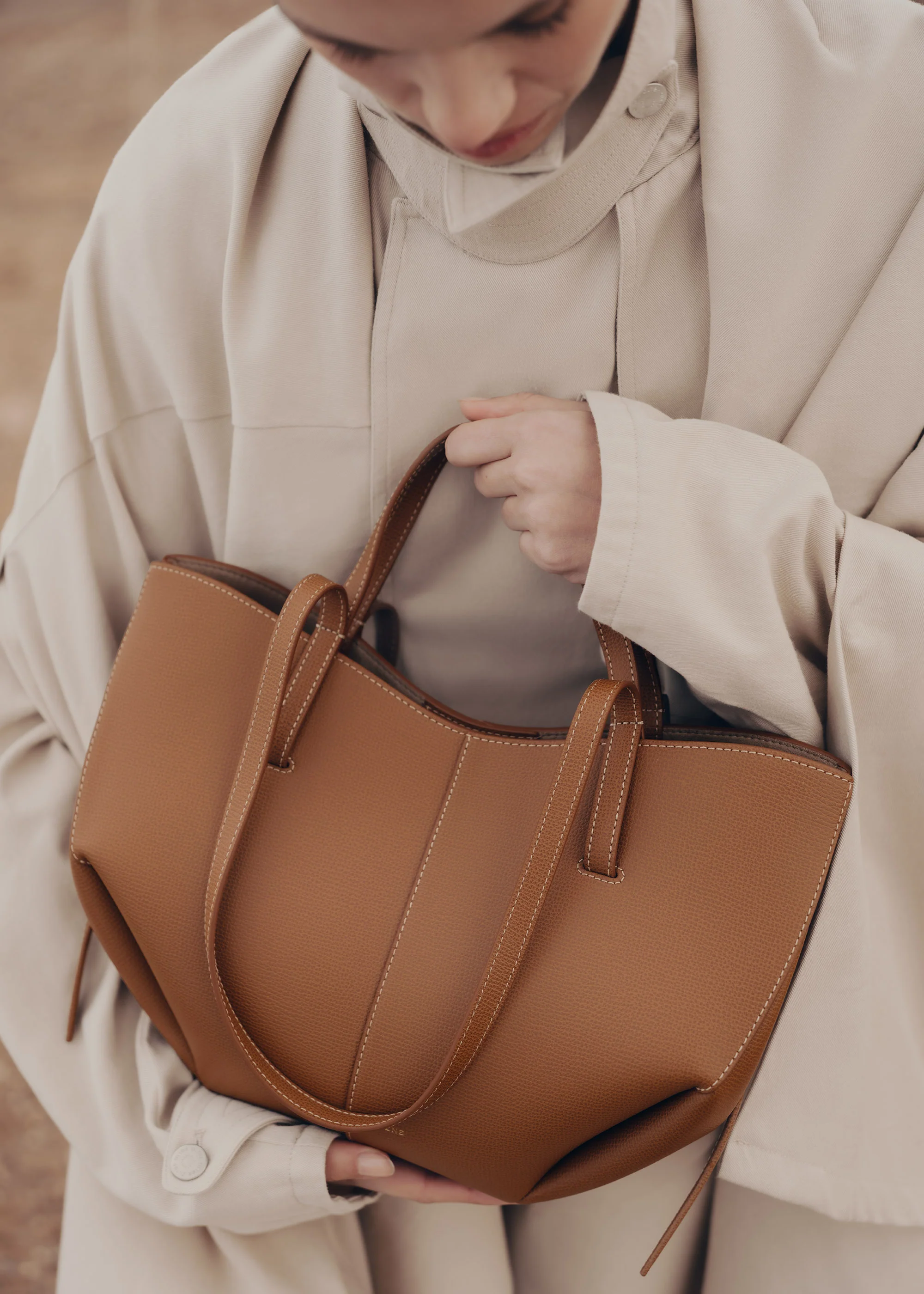 Cyme Mini - Textured Camel - Image 5