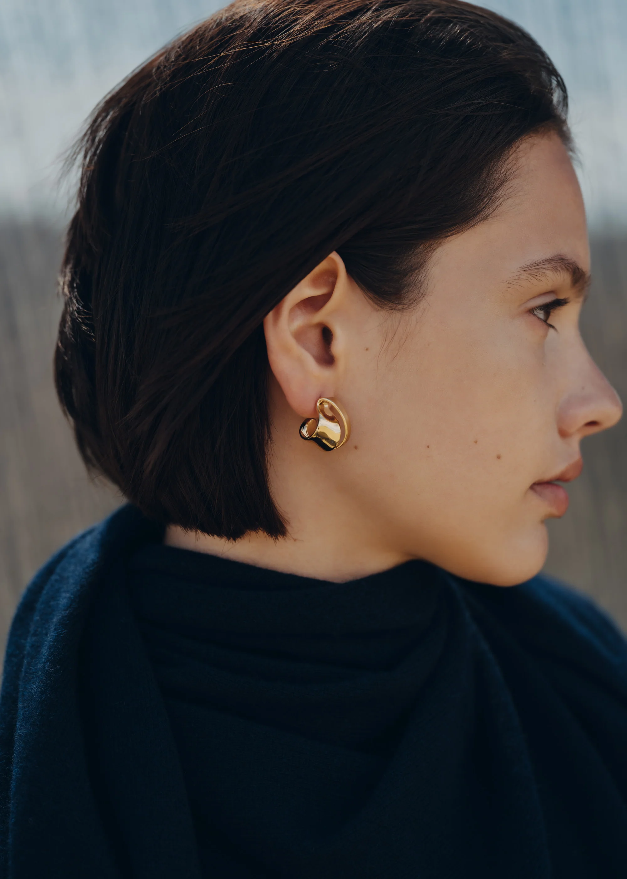 Éole Curled Earrings - 24 carat gold-gilded - Image 3