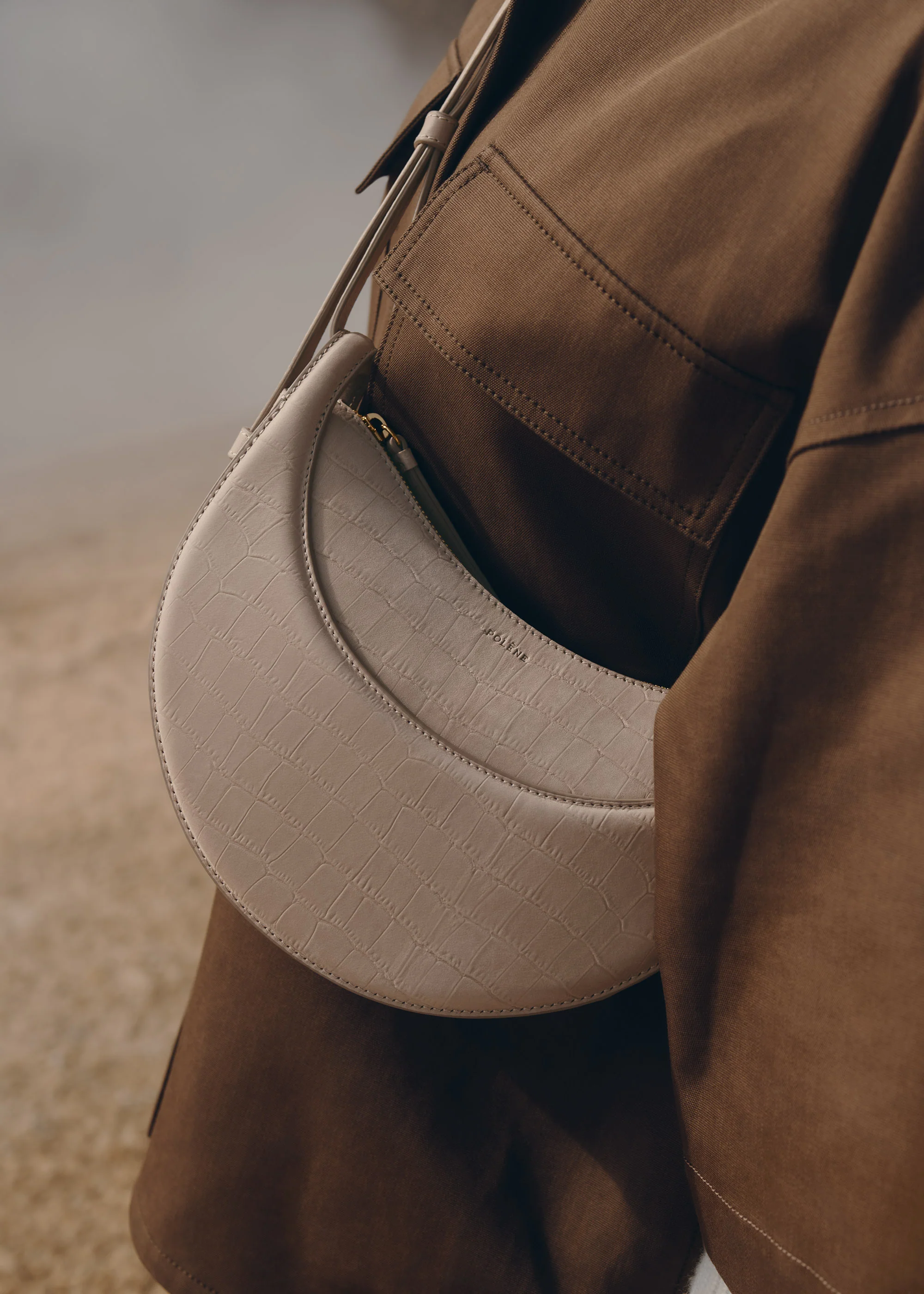 Numéro Dix - Crocodile Nubuck Taupe - Image 3