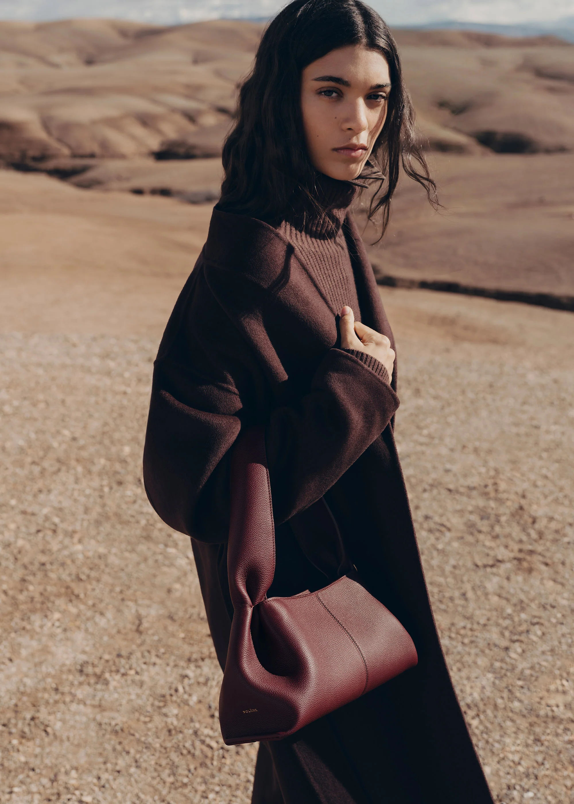 Numéro Neuf East West - Textured Black Cherry - Image 4