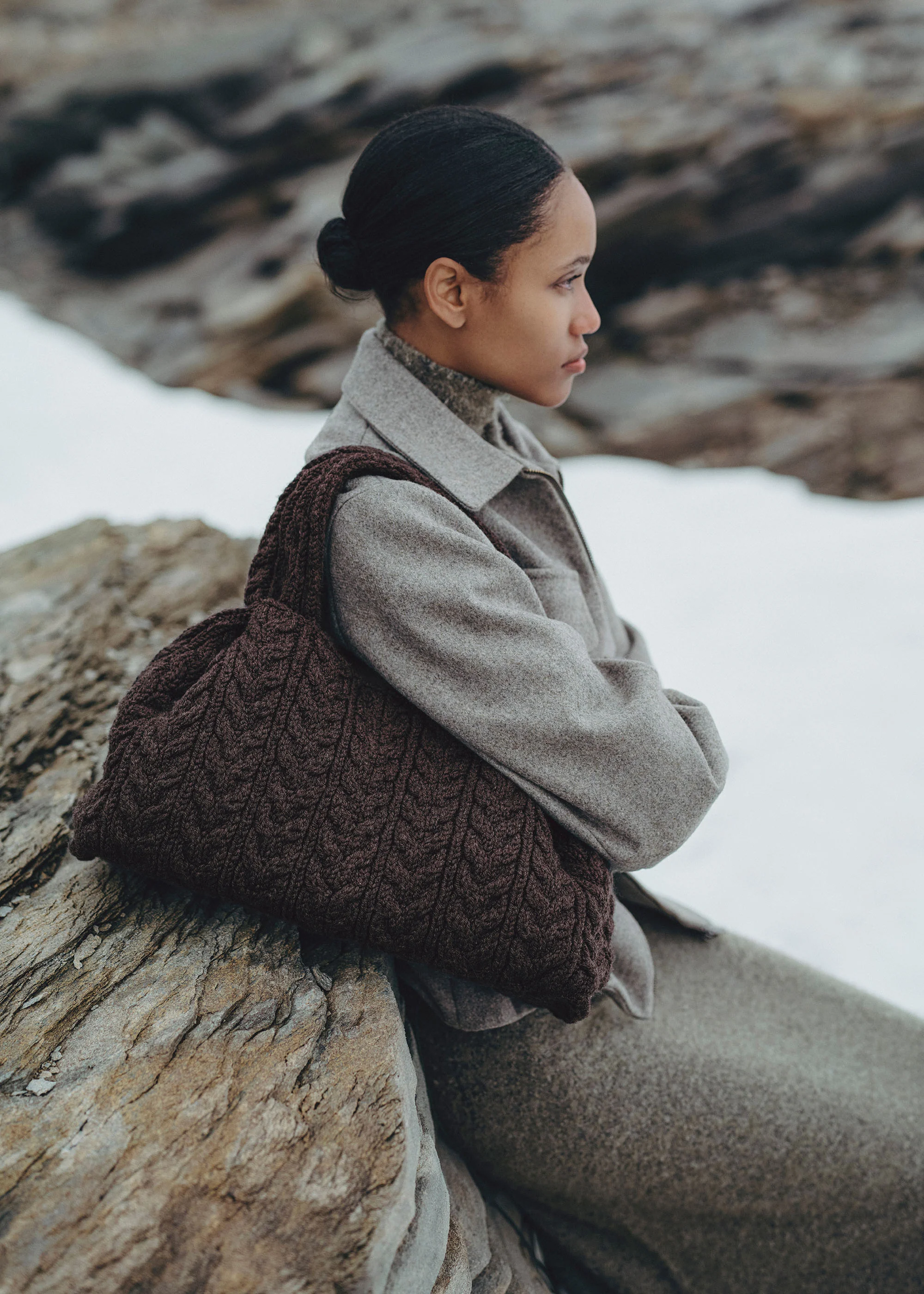 Numéro Neuf Large - Merino Ebony - Image 3